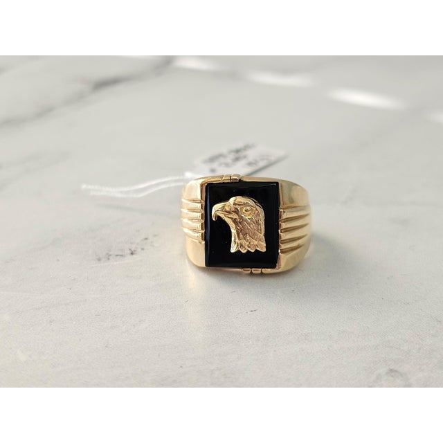 Eagle Head Onyx Gold Ring 14k Yellow Gold, Size 10 For Sale - Image 4 of 5
