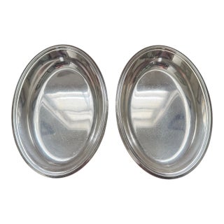 Pair of Vintage Tiffany & Co. Silver Plated Open Oval Serving Dishes For Sale