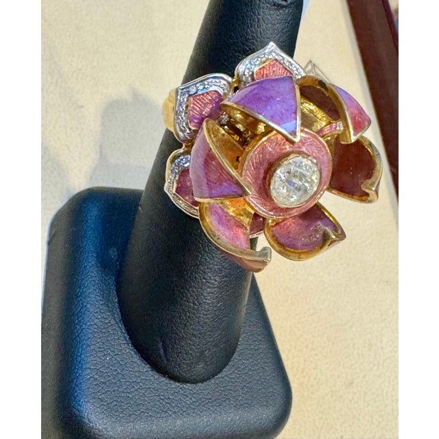 Gold Gorgeous Lotus Flower which open & Close with solitaire Diamond and Enamel S 6.5 For Sale - Image 8 of 18