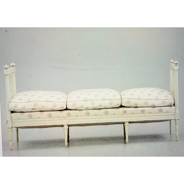 Antique Swedish Bank in Textile, 1860 For Sale - Image 6 of 7