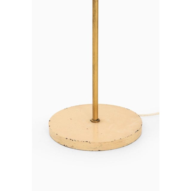 Gold Floor Lamp in Bronze and Brass with Glass Shades attributed to Poul Henningsen, 1940s For Sale - Image 8 of 9