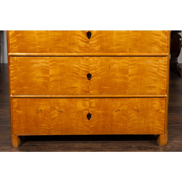 Austrian 1870s Biedermeier Style Four-Drawer Chest with Bookmarked Birch Veneer For Sale - Image 9 of 12