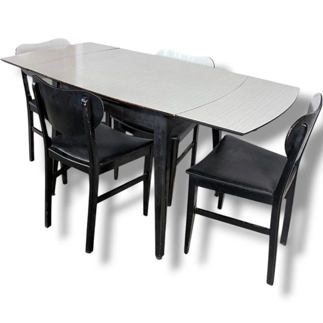 Mid-Century White Formica Extendable Drop-Leaf Dining Table, Set of 5 For Sale - Image 9 of 10