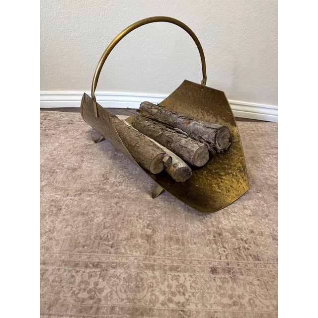 Mid 20th Century Vintage Mid-Century Hammered Solid Brass Fireplace Log Holder – Large 25.5” Hearth Basket For Sale - Image 5 of 12