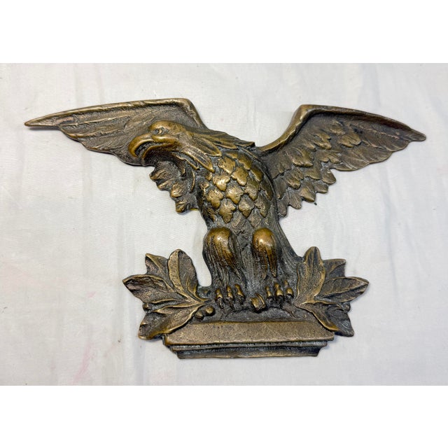 Exquisite Antique Solid Bronze American Bald Eagle Wall Mount Statue Pediment For Sale In New York - Image 6 of 8