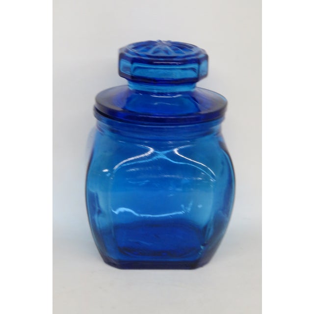 Mid-Century Modern Anchor Hocking Deep Cobalt Blue Glass Apothecary Jar VTG Canister With Lid 4750b For Sale - Image 3 of 14