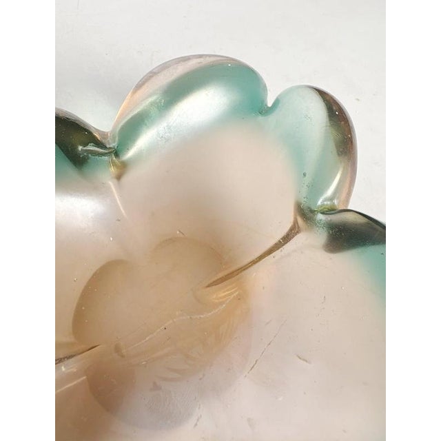 Flower-Shaped Colored Glass Ashtray, Italy, 1960s For Sale - Image 9 of 12