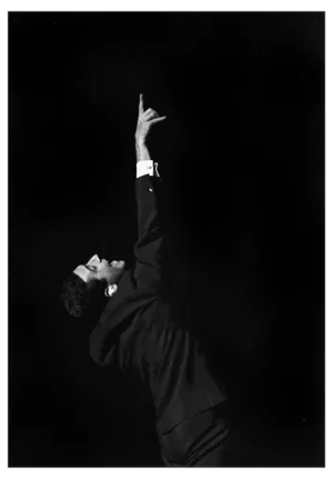 Tassilo Leher, Gilbert Becaud, Concert in Berlin, 1964, Photograph