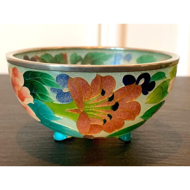 Pink Pair of Early Japanese Plique-a-Jour Bowls from Nagoya For Sale - Image 8 of 12