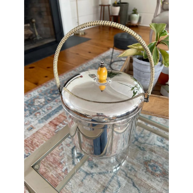 Mid-Century Modern Vintage Mid-Century Modern Sheffield Silver Co., Usa Ice Bucket With Glass Insert For Sale - Image 3 of 10