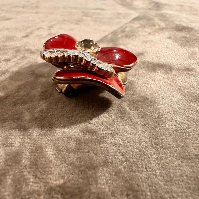 Italian 1970s Costume Jewelry Brilliant Red Clip-on Earrings by Valentino For Sale - Image 3 of 12