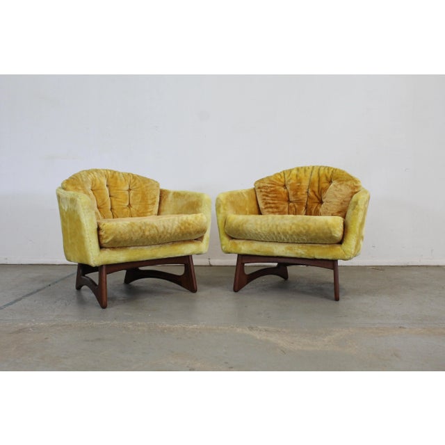 Adrian Pearsall Pair of Mid Century Modern Barrel Back Club Chairs by Adrian Pearsall for Craft Associates For Sale - Image 4 of 4