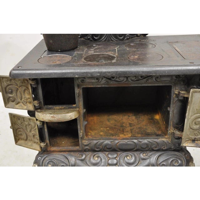 Black Antique Dolly's Favorite Cast Iron Child Salesman Sample Stove by Favorite Stove For Sale - Image 8 of 14