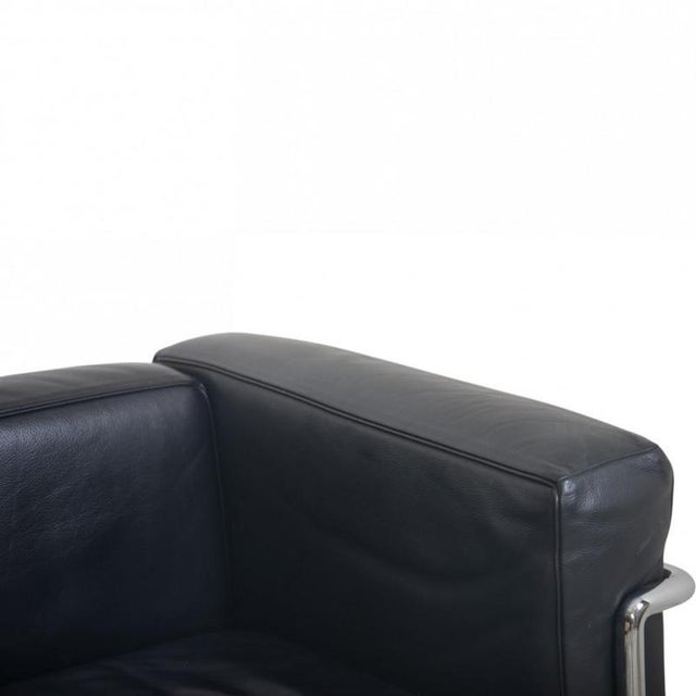 Animal Skin Vintage LC2/3 Three-Seater Sofa in Black Pelle Leather by Le Corbusier, 2000s For Sale - Image 7 of 18