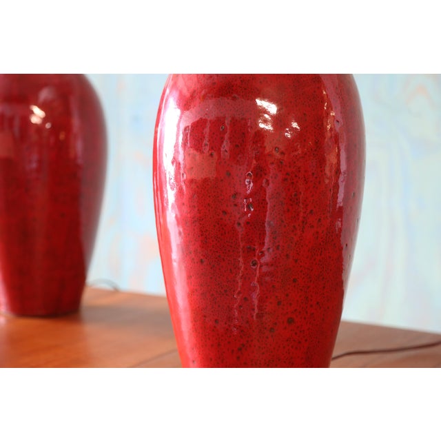 1960s 1960s Monumental Vintage Designer Italian Style Red Ceramic Table Lamps - A Pair For Sale - Image 5 of 12