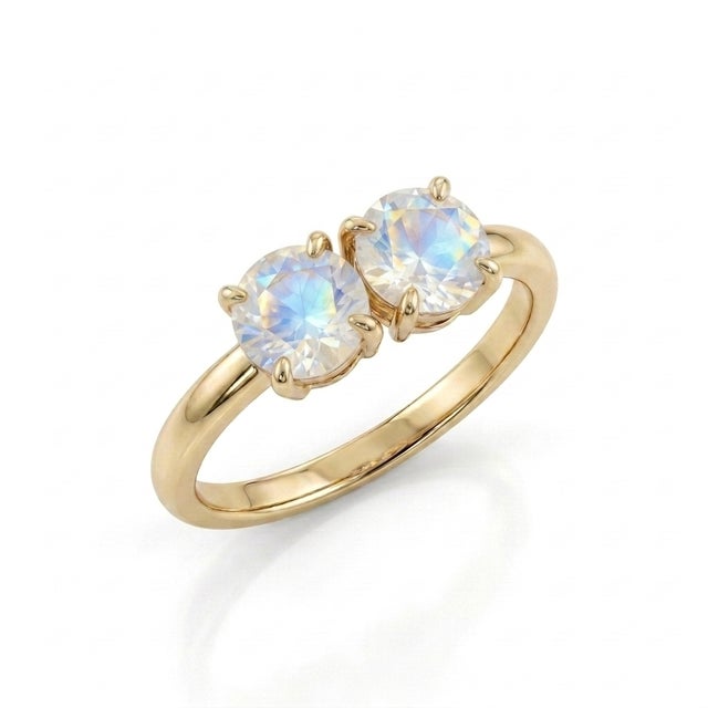 Contemporary Toi Et Moi Rainbow Moonstone Statement Ring - Dainty Stacking Ring Us 7 For Sale - Image 3 of 4