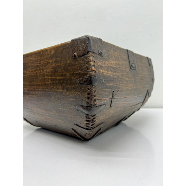 Wood Antique Primitive Chinese Rice Basket in Wood and Iron, 1900s For Sale - Image 7 of 12