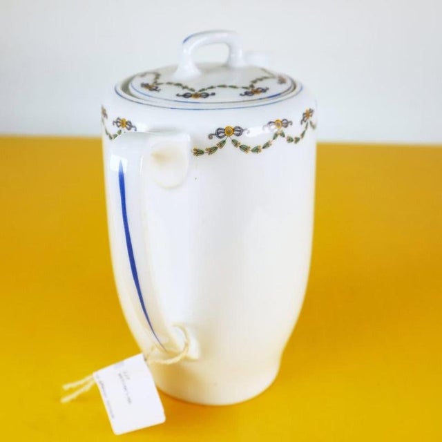 Teapot in Decorated Porcelain from Ginori For Sale - Image 6 of 8