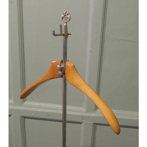 French Chrome and Beech Gents Valet, 1920 For Sale - Image 4 of 7