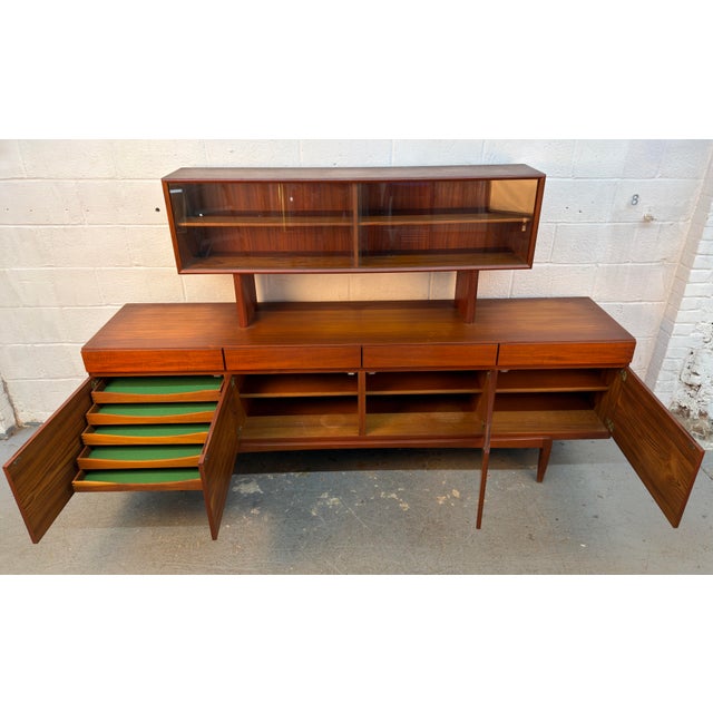 Mid-Century Danish 'Fa-66' Credenza by Ib Kofod-Larsen for Faarup Møbelfabrik For Sale - Image 11 of 17