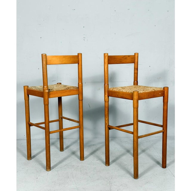 1970s Vintage Carimate Stools in Pine by Vico Magistretti, 1970s, Set of 2 For Sale - Image 5 of 13