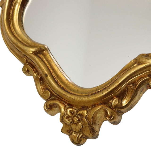 Baroque French Gold-Leaf Gilded Mirror with Crest For Sale - Image 13 of 16