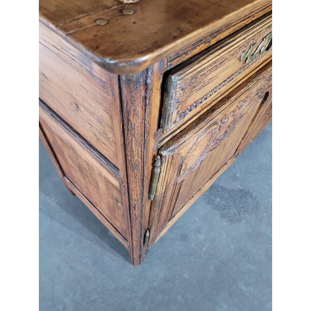Mountain Buffet in Carved Fir For Sale - Image 6 of 12