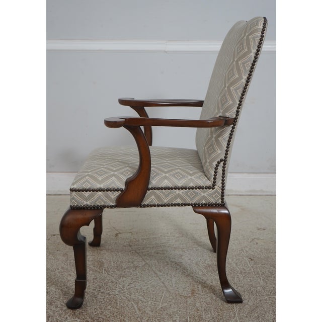 English Set of 8 Baker George III Style Upholstered Dining Room Chairs For Sale - Image 3 of 12
