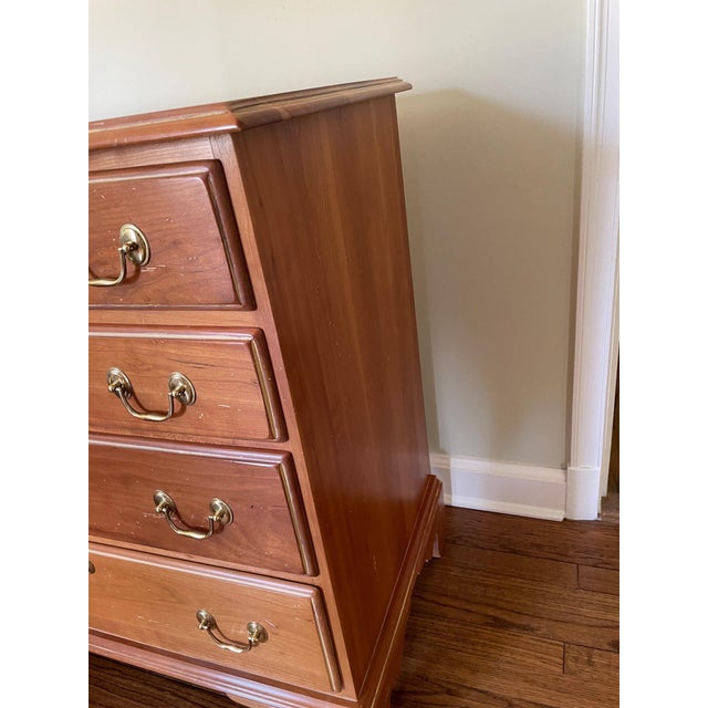 Pair of Harden Solid Cherry 4-Drawer Georgian Chests – Bachelor Chests / Nightstands For Sale - Image 16 of 18