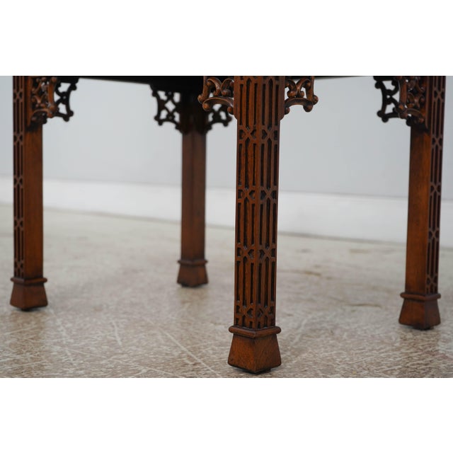 Pair of Chippendale Mahogany Glass Top Showcase End Tables For Sale - Image 9 of 17