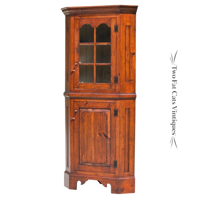 Late 20th Century Stephen Von Hohen Early American Style Pine Corner Cabinet Vintage For Sale - Image 5 of 11