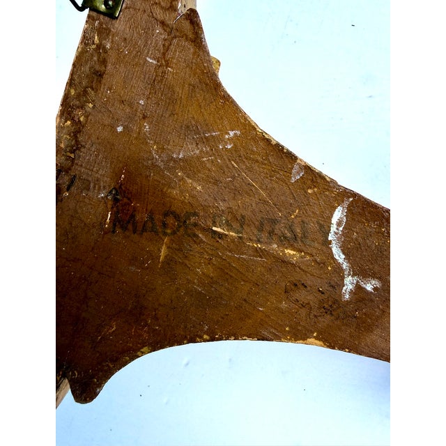 Italian Giltwood Wall Bracket Shelf With Acanthus Leaf Decoration Mid 20th Century For Sale - Image 13 of 14