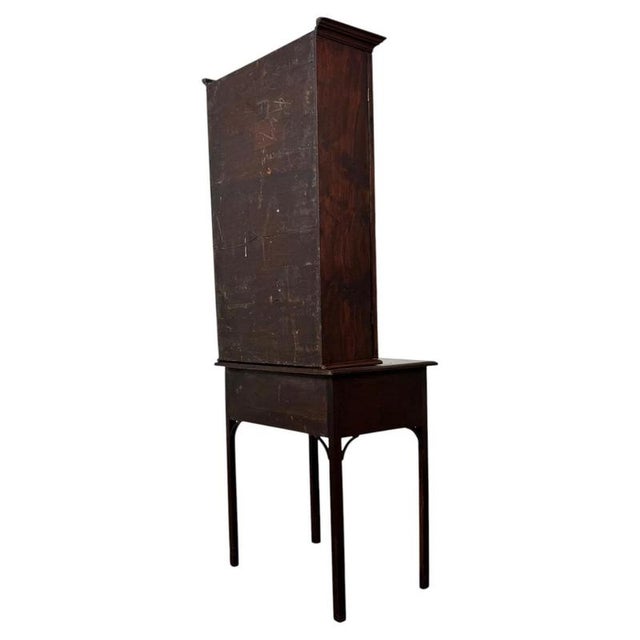Brown Antique English Georgian Mahogany Display Cabinet, 1700s For Sale - Image 8 of 13