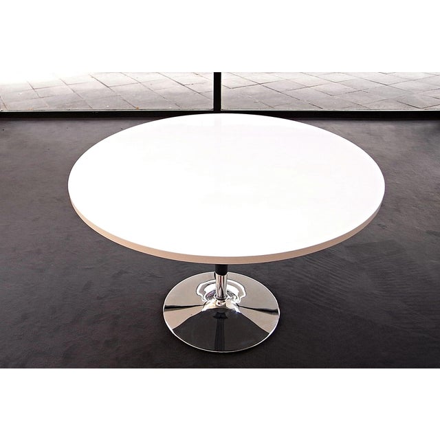 Round Dining Table in White High Gloss Melamine on Chromed Tulip Pedestal, Germany, 2000s For Sale - Image 11 of 12