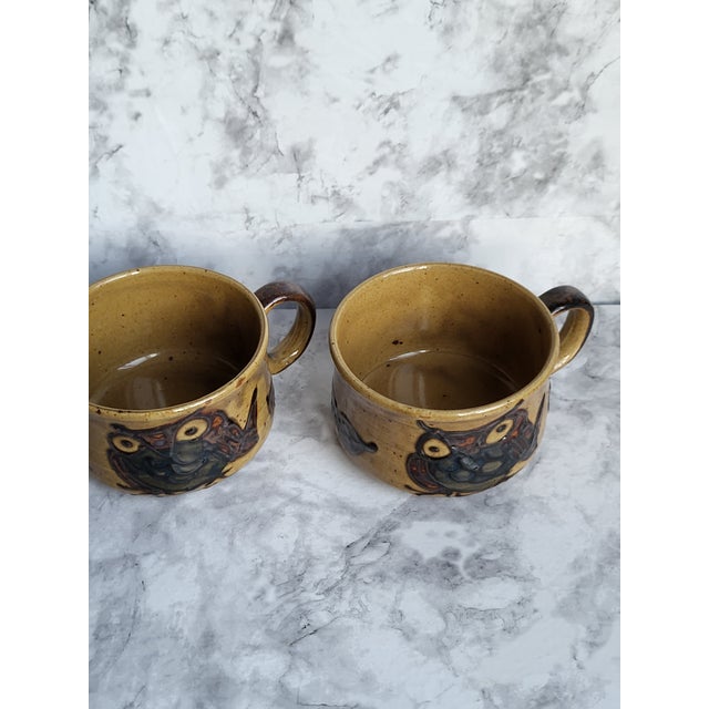 Ceramic 1960s Mid-Century Modern Owl Ceramic Cups - Pair For Sale - Image 7 of 12