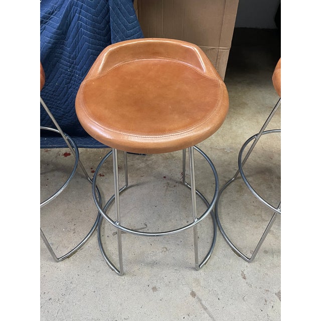 Late 20th Century Late 20th Century McGuire Leather and Stainless Steel Swivel Stool, Counter Stool (Set of 4) For Sale - Image 5 of 6