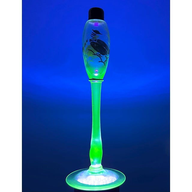 Art Deco DeVilbiss Dauber Perfume Bottle for your consideration. The bottle measures approx. 8 3/4 inches tall. Top...