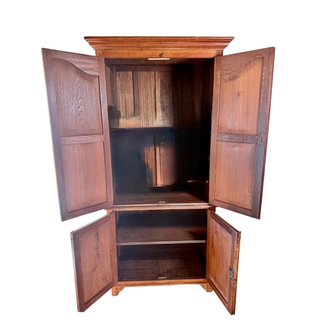 Offered is a beautiful Early American oak cabinet, dating to the mid to late 19th century (circa 1850–1880). This...