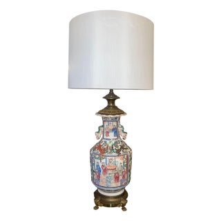 19th Century Chinese Famille Rose Porcelain & Bronze Table Lamp For Sale