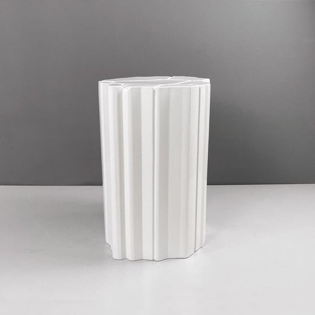 Italian Modern Glossy White Ceramic Side Table by Roberto Faccioli, 1995 For Sale - Image 4 of 14
