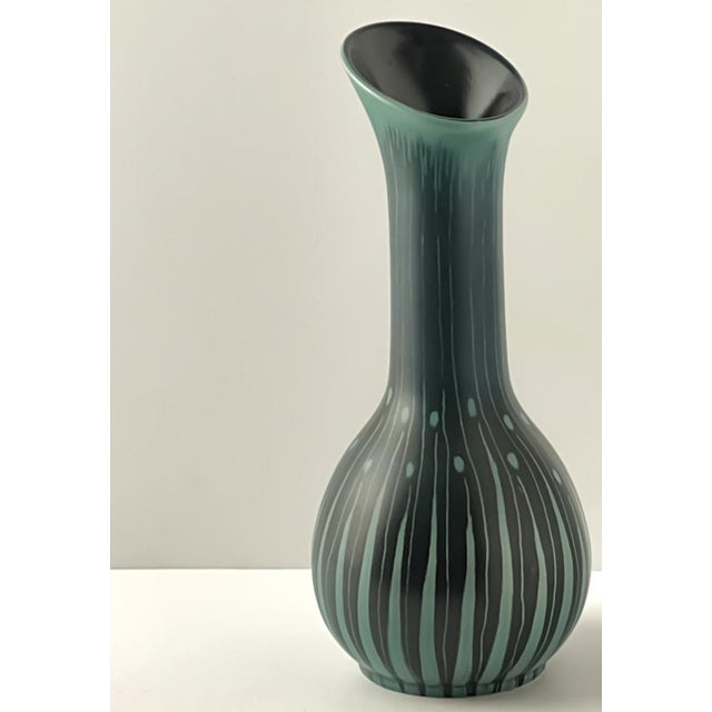 Vintage Turquoise and Black Vase by Colin Melbourne for Beswick, 1950s For Sale - Image 4 of 8