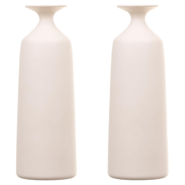 Plain Vases II by Studio Cúze, Set of 2 For Sale