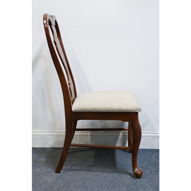 Late 20th Century Bassett Furniture Solid Cherry Traditional Queen Anne Style Dining Side Chair 4270-595 For Sale - Image 5 of 11