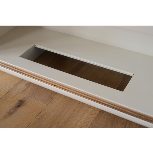 1950s Vintage 1950s MCM Morton Kelvinator White Metal Short Kitchen Wall Cabinet For Sale - Image 5 of 10