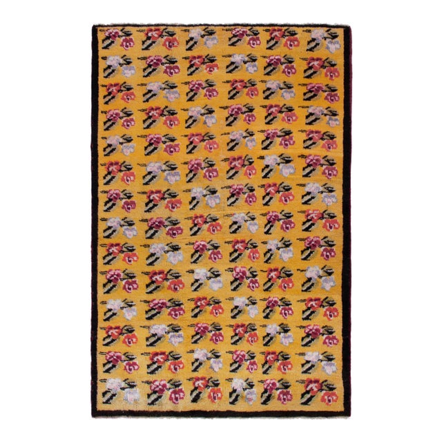 Yellow 1960s Vintage Deco Rug in Gold, Pink-Red All Over Floral Pattern For Sale - Image 8 of 8