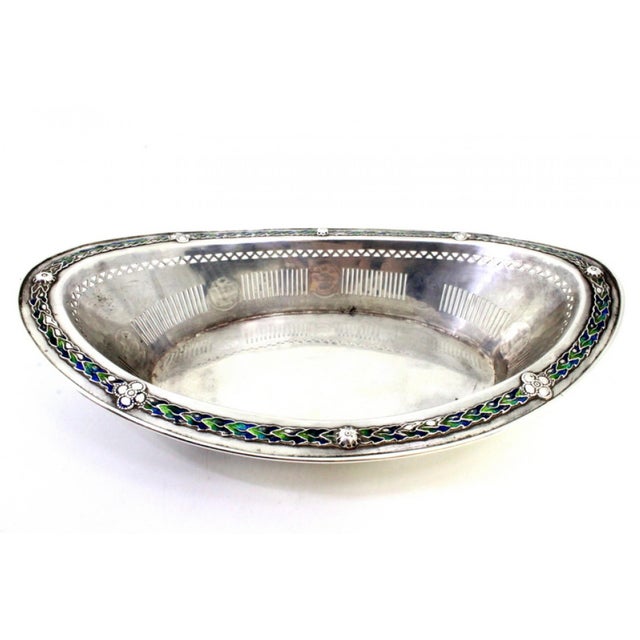 Silver Candy Box with End Reliefs and Cutouts, in Good conditions. Designed 1890 to 1919