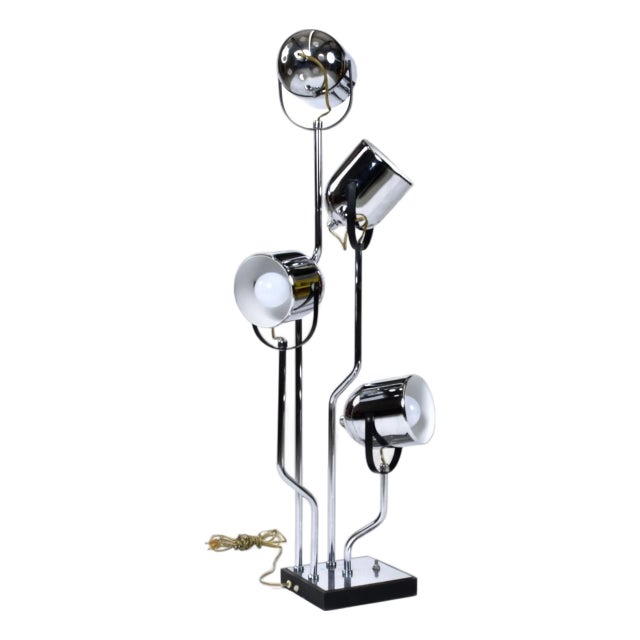 1970s Goffredo Reggiani Style Italian Modern Chrome Spotlight Table Lamp For Sale