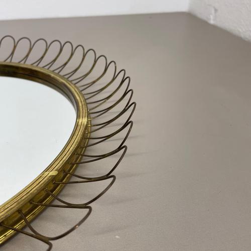 Brass Metal Round Mirror by Josef Frank for Svenskt Tenn, 1960s For Sale - Image 9 of 18