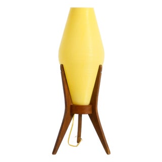 Mid-Century Modern Tripod Wooden Table Lamp with Plastic Shade by Regina Leuchtvase, 1950s For Sale