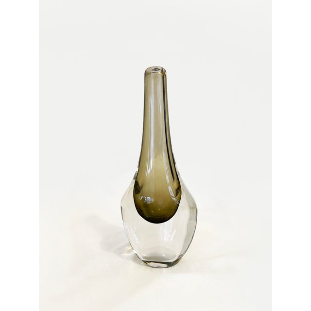 Khaki Vintage Smoked Glass Vase by Nils Landberg for Orrefors Glassworks, Sweden, 1950s For Sale - Image 8 of 11